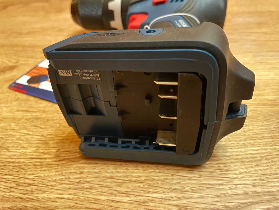 Акумулаторен ударен винтоверт Bosch GSB 18V-90 C с Bluetooth GCY 42