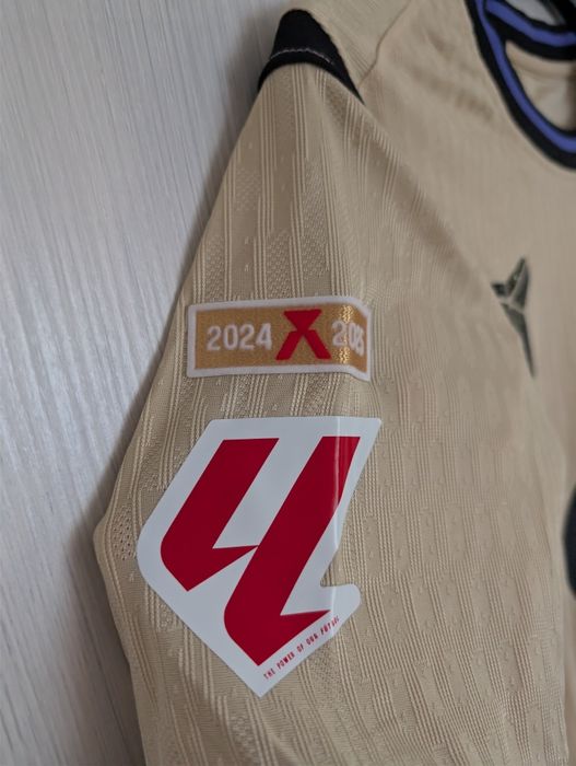 Când tricoul Barcelona Kobe