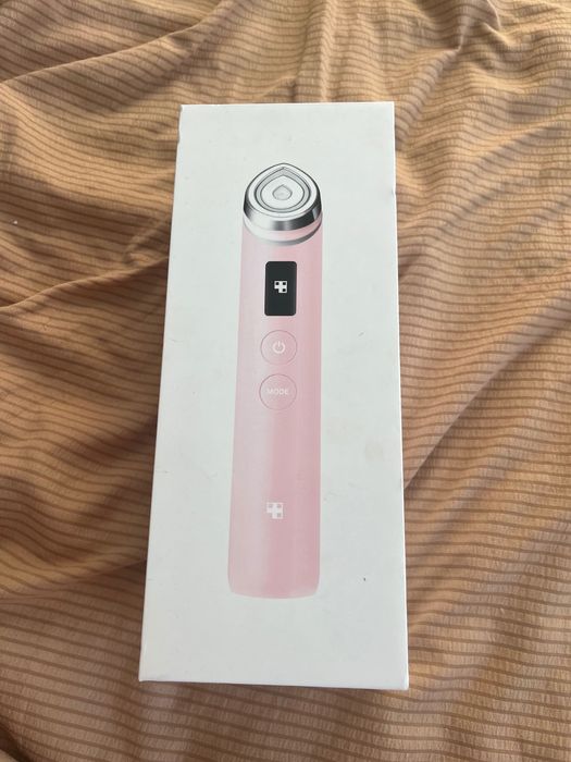 Medicube, AGE-R бустер