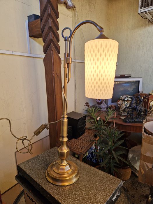 Страхотна антикварна немска настолна лампа