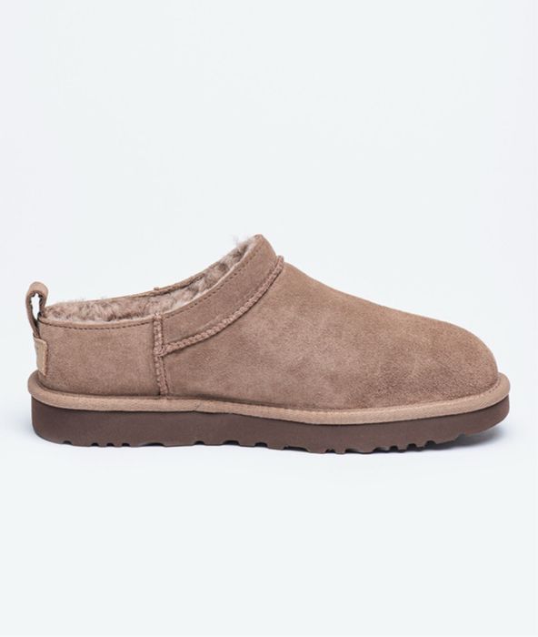 UGG Classic Micro, noi, in cutie