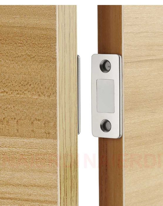 Inchizatoare magnetica cu suruburi incluse pentru usi si sertare. NOU!
