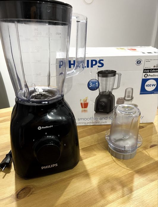 Блендер Philips продам черный