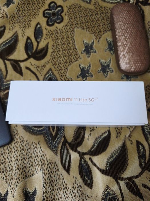 Смартфон Xiaomi 11 Lite 5G