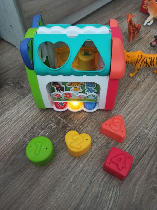 Гумени животни и музикален сортер