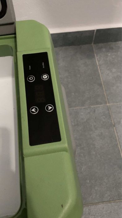 Frigider auto cu compresor 30L  12-24V, min -20,max +20