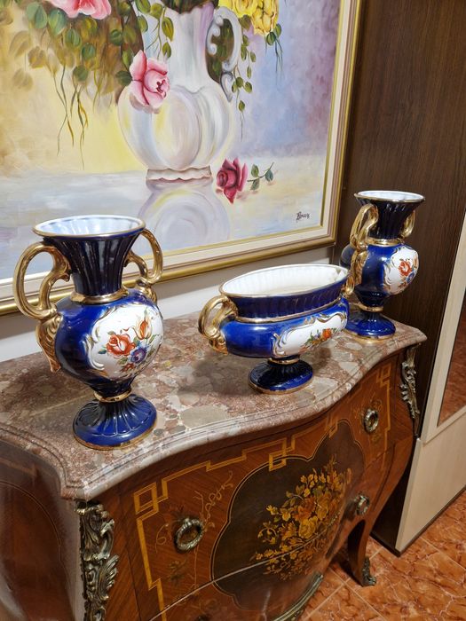 Антикварен порцеланов италиански к-т вази и жардиниера