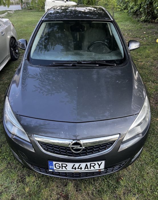 Vand OPEL ASTRA J 2010