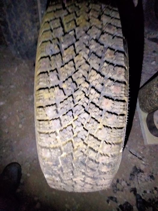 Продам шины разных размеров безпарные