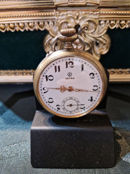 Рядък антикварен колекционерски джобен часовник Junghans Astra