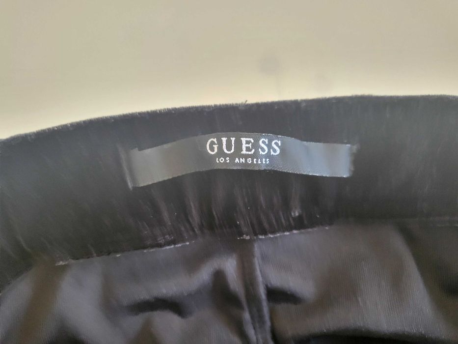 Черна пола Guess