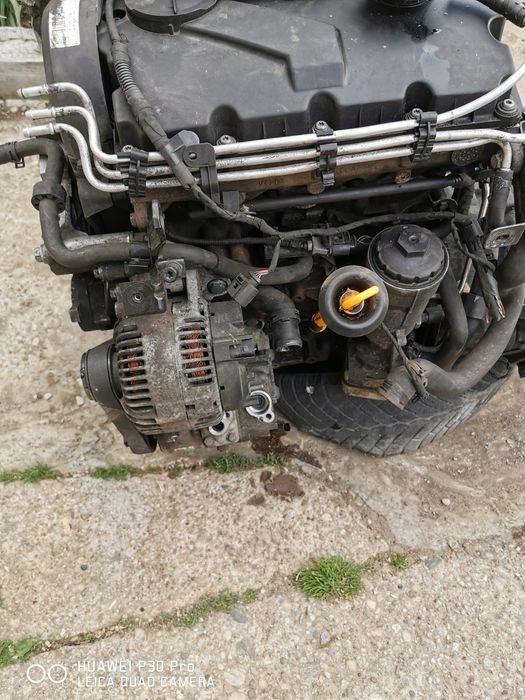 Dezmembrez vw golf 5 1.9 5 trepte