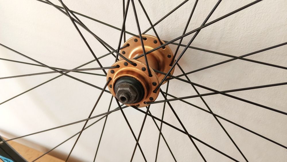 Vand roata bicicleta de fata 29" (frana pe disc)