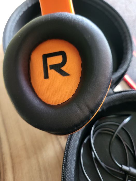 Безжични/жични слушалки PowerLocus P2 Bluetooth