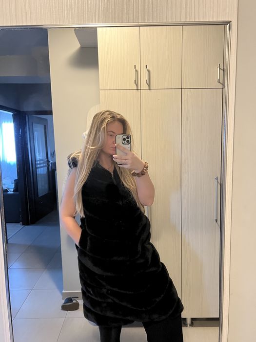 Vesta blanita artificiala, pufoasa