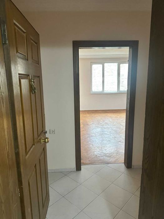 Продава се апартамент