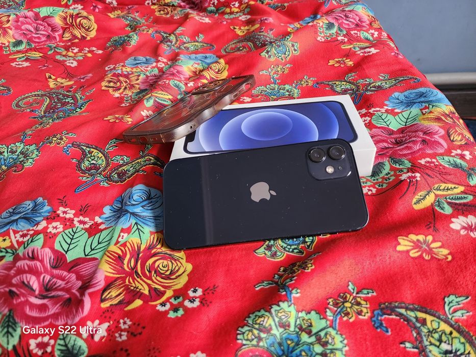IPhone 12 128гб состояние хорошее