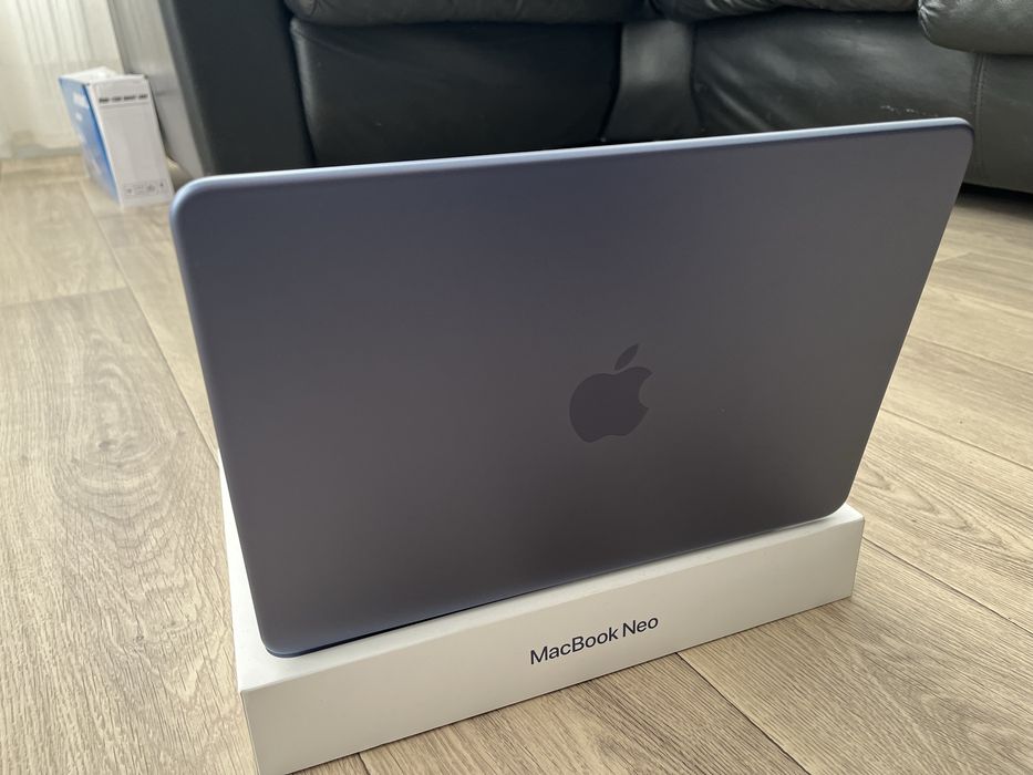 MacBook Neo 256gb в идеальном состоянии