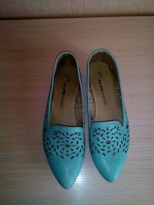 Женские балетки кожаные