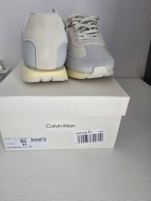 Чисто нови маратонки Calvin Klein