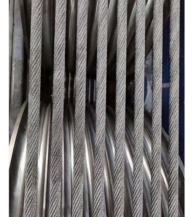 Tros (stalnoy kanat) / Стальной трос (канат)