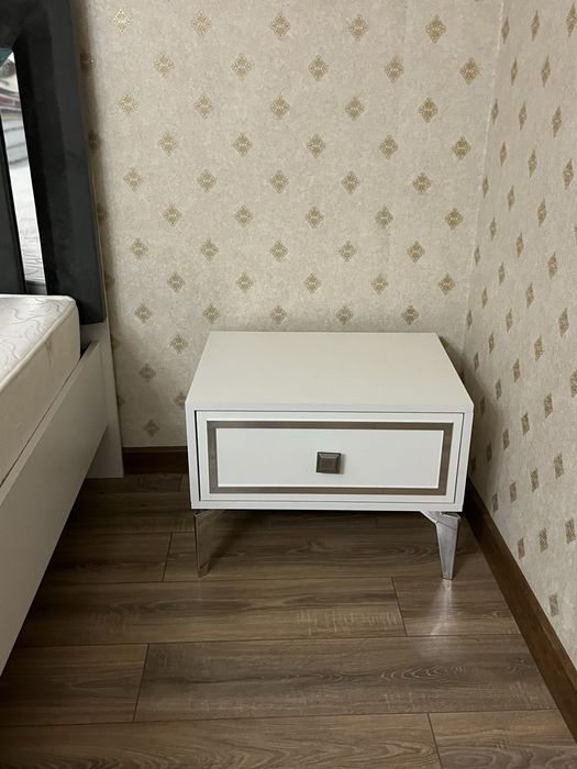 Двуспальная кровать 180х200