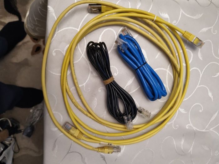 cabluri de alimentare si UTP