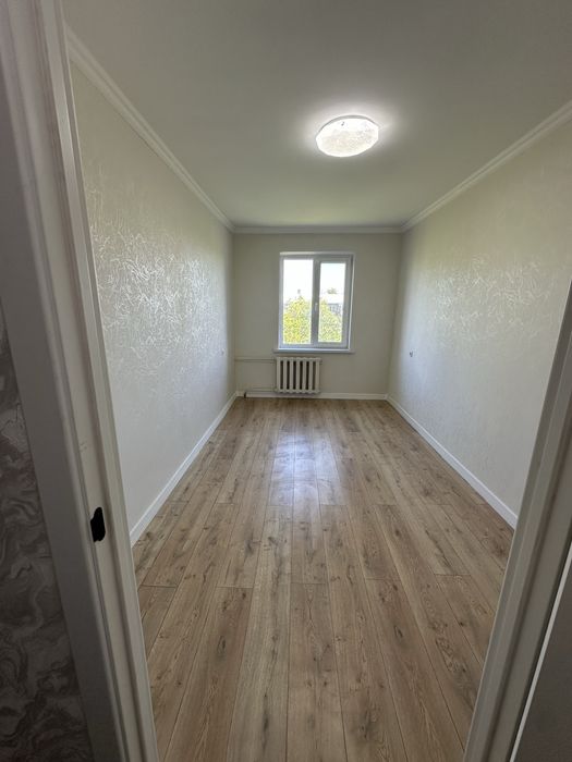 Продам 2 ком.кв 2-ом микрарайоне