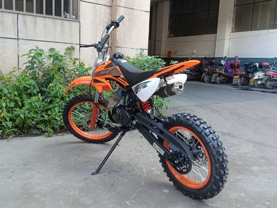MotoCross Adult 17 14 Inch Motociclete OFFROAD 125cc Dirt Bike Sigilat