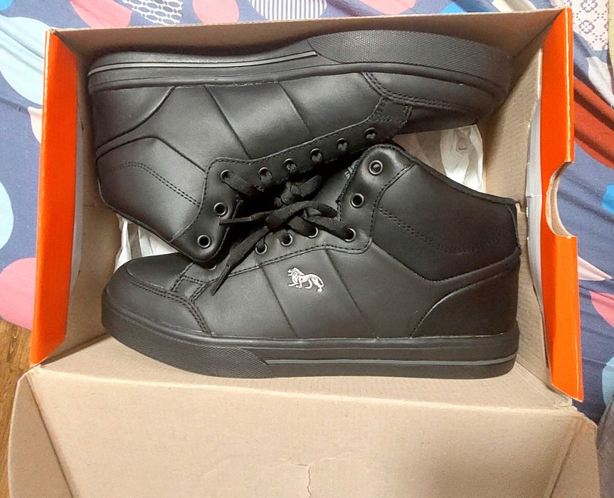 Adidas inalt Lonsdale