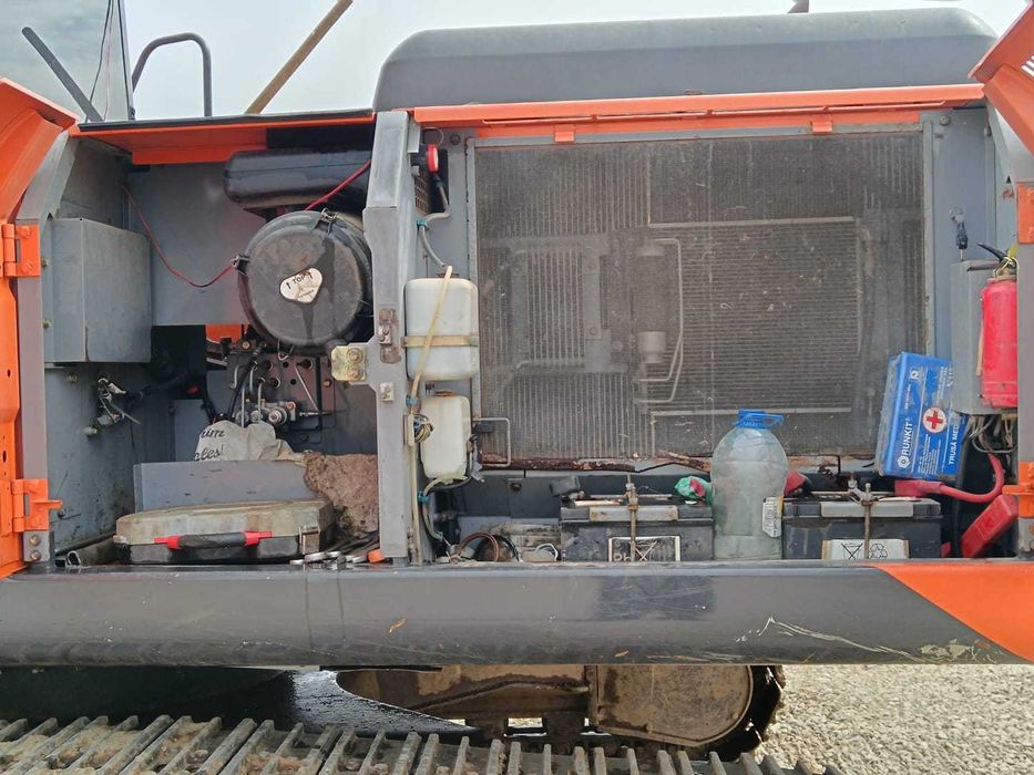VAND excavator pe senile Hitachi ZX250LC