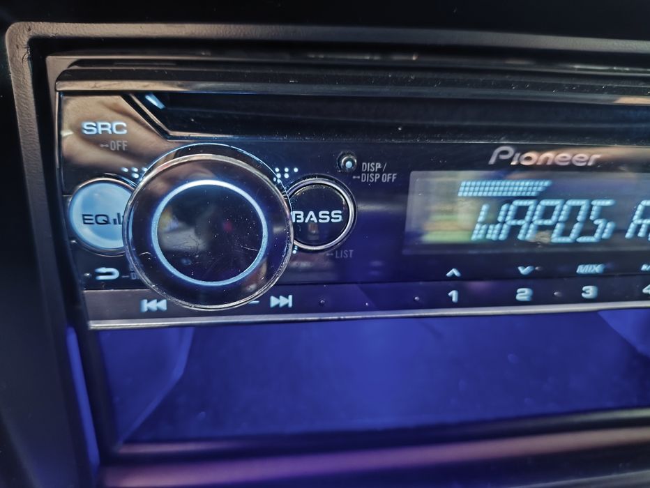 Автомагнитола Pioneer DEH-S220UI