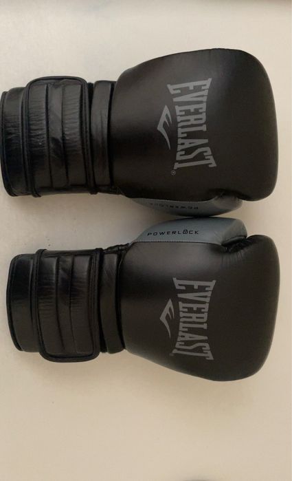 Бокс Перчатка Everlast