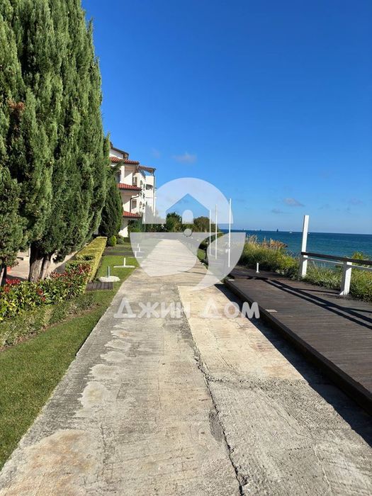 Продава се Заведение в Свети Влас - 385 кв.м за 1689 €/кв.м - Снимка #5