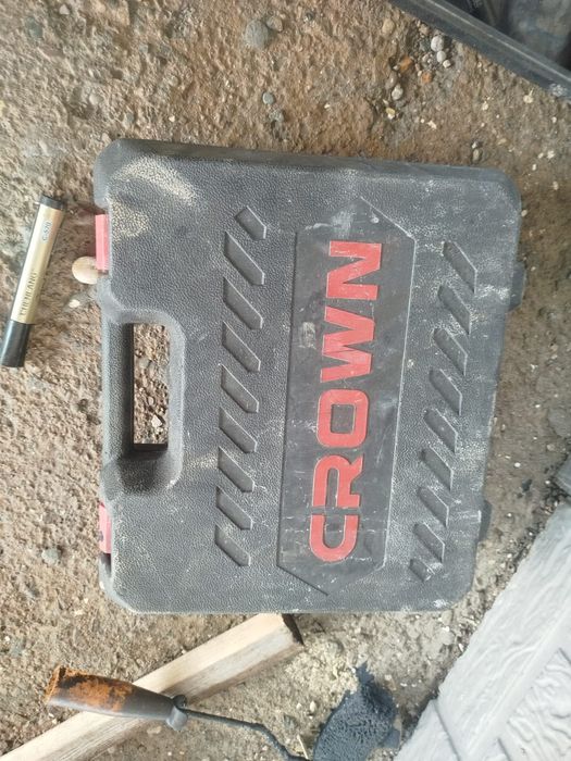 Шруповерт crown в хорошем состоянии