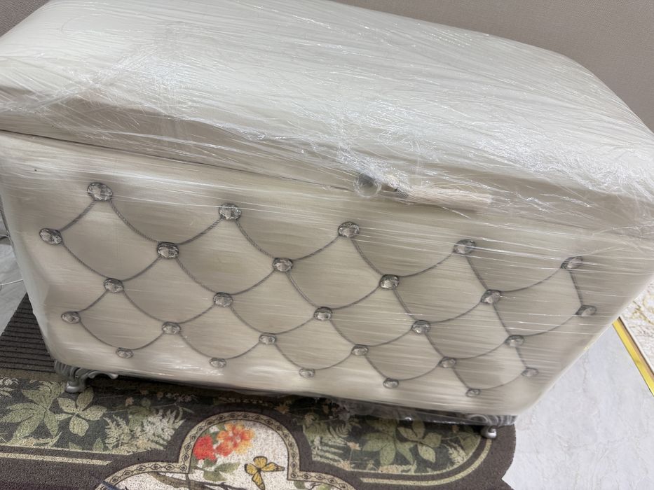 Продам сундук в белом цвете