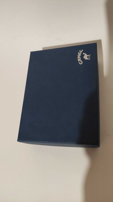 Луксозен масивен посребрен комплект аксесоари за вино в кутия