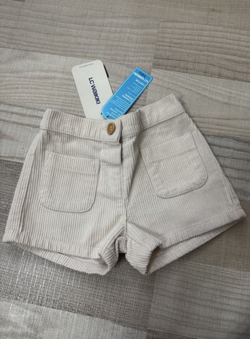 Pantaloni Waikiki marimea 92