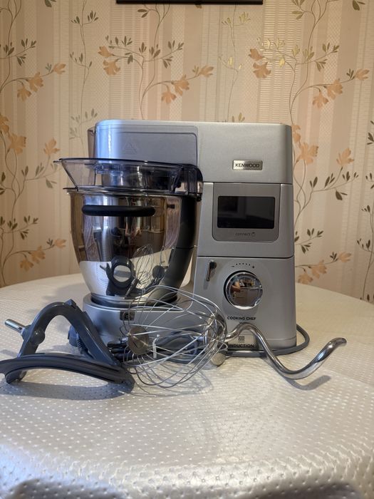 Кухонная машина Kenwood Cooking Chef XL