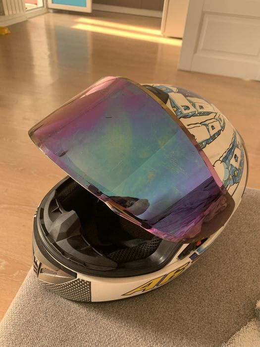 Продам шлем для мопеда в очень хорошом качестве