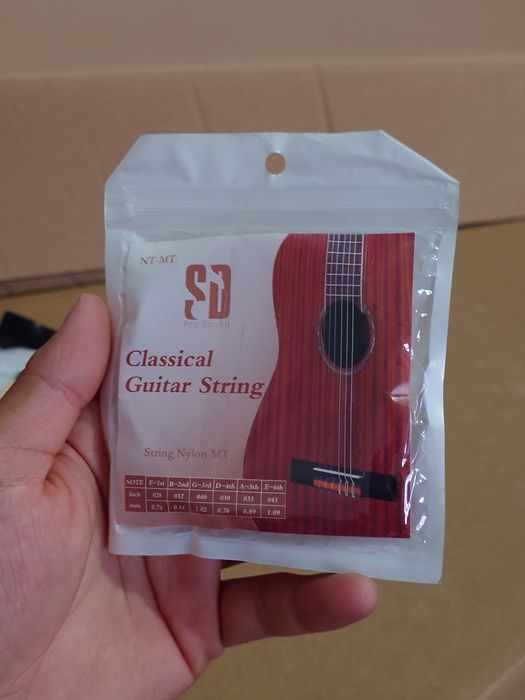 Струны для гитары, Struna gitaraga