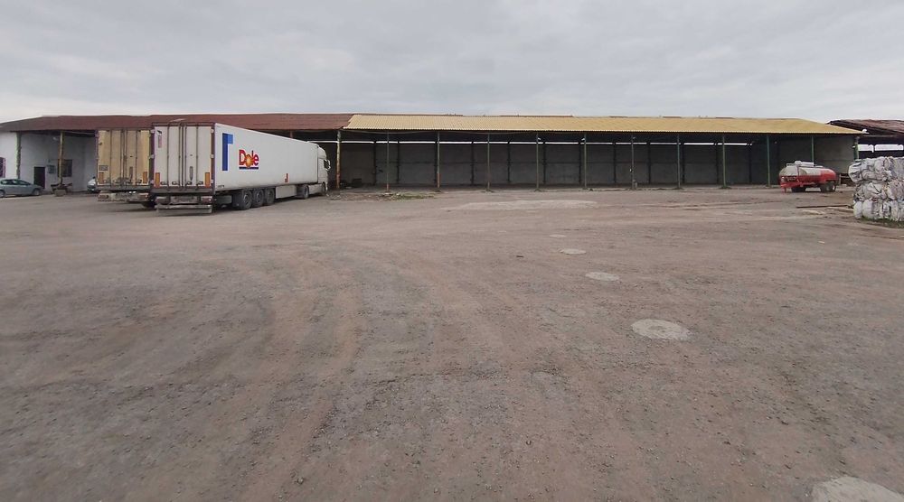 Дава се под наем Промишлена сграда в Бургас, Долно Езерово - 2400 кв.м за 2393.43 € - Снимка #8