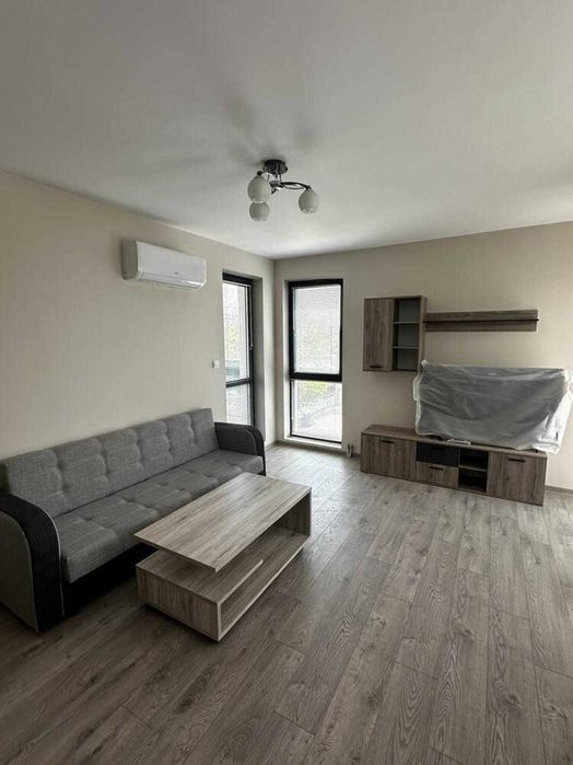 Тристаен апартамент в Каменица 2