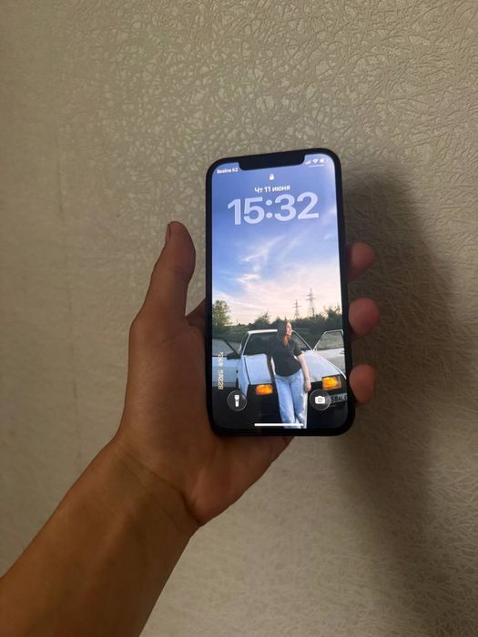 Продам айфон 12 про