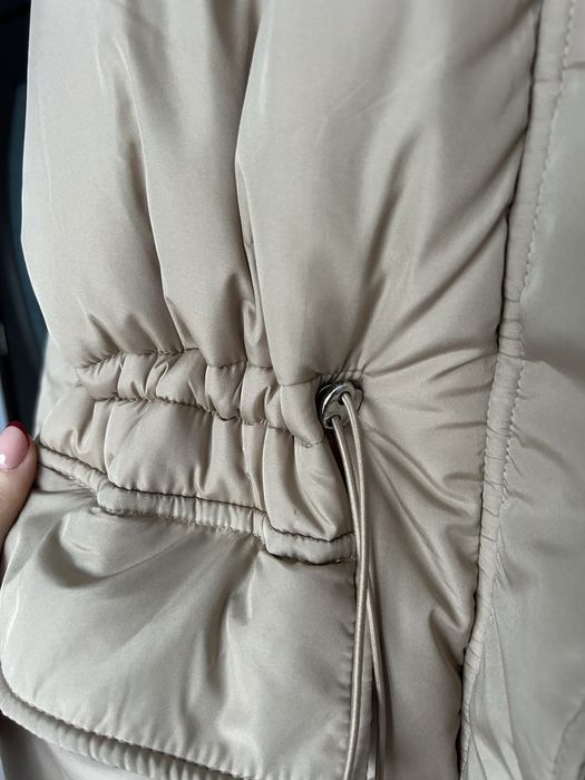 Бежово зимно яке