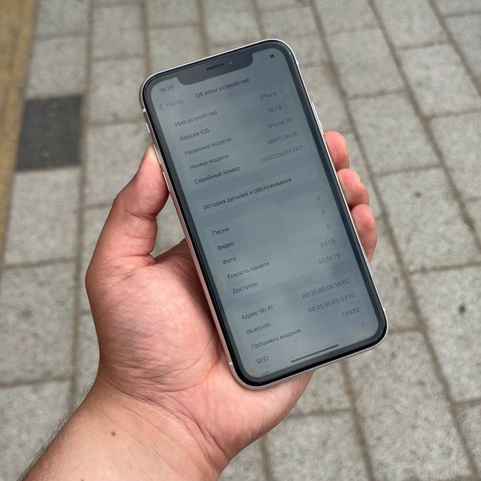 Iphone xr 64gb 115$ srocni