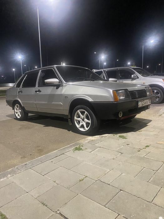Продам ваз 21099