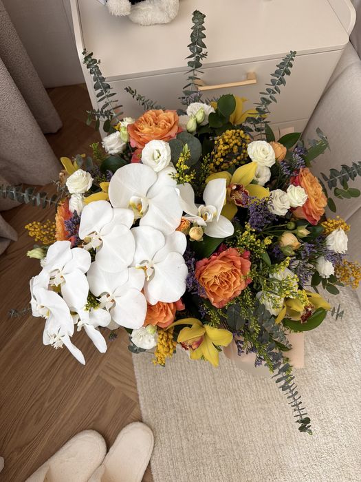 Продам красивый букет