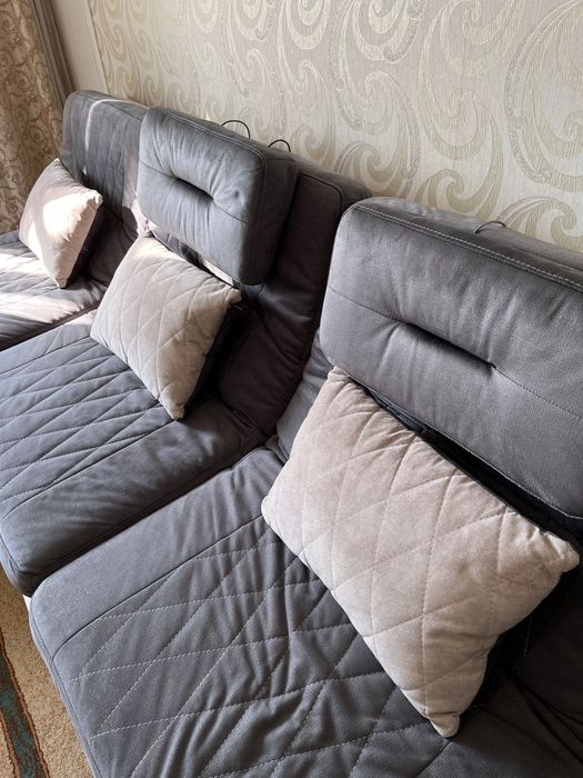 Продам диван бозен