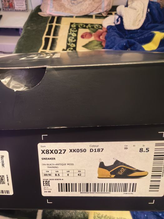 Vînd,schimb adidaşi